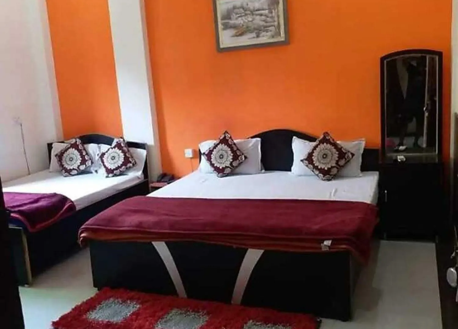 !! Varanasi Hotel New Ashiyana Palace - Near Kasi Vishwanath Temple #Fully Air Conditioning #Free Wi-Fi #Parking #Best Budget Hotel In Varanasi !!